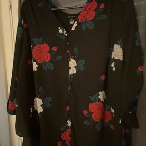 Cute rose top.